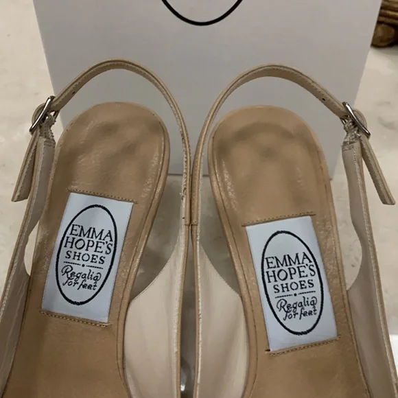 LIKE NEW EMMA HOPE REGALIA FOR FEET CAMEL LEATHER SLINGBACKS ROWS OF PETALS 8.5 - Picture 8 of 12